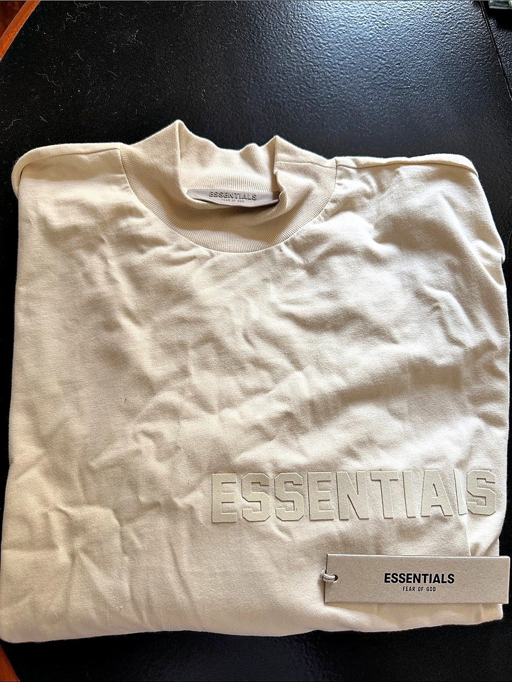 Fear of God Essentials Essentials Short Sleeve Tee Cotton Cream XS NWT